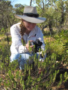 Rosamund Aisthorpe Botanist tour guide ecotourism Roma OUtback Queensland