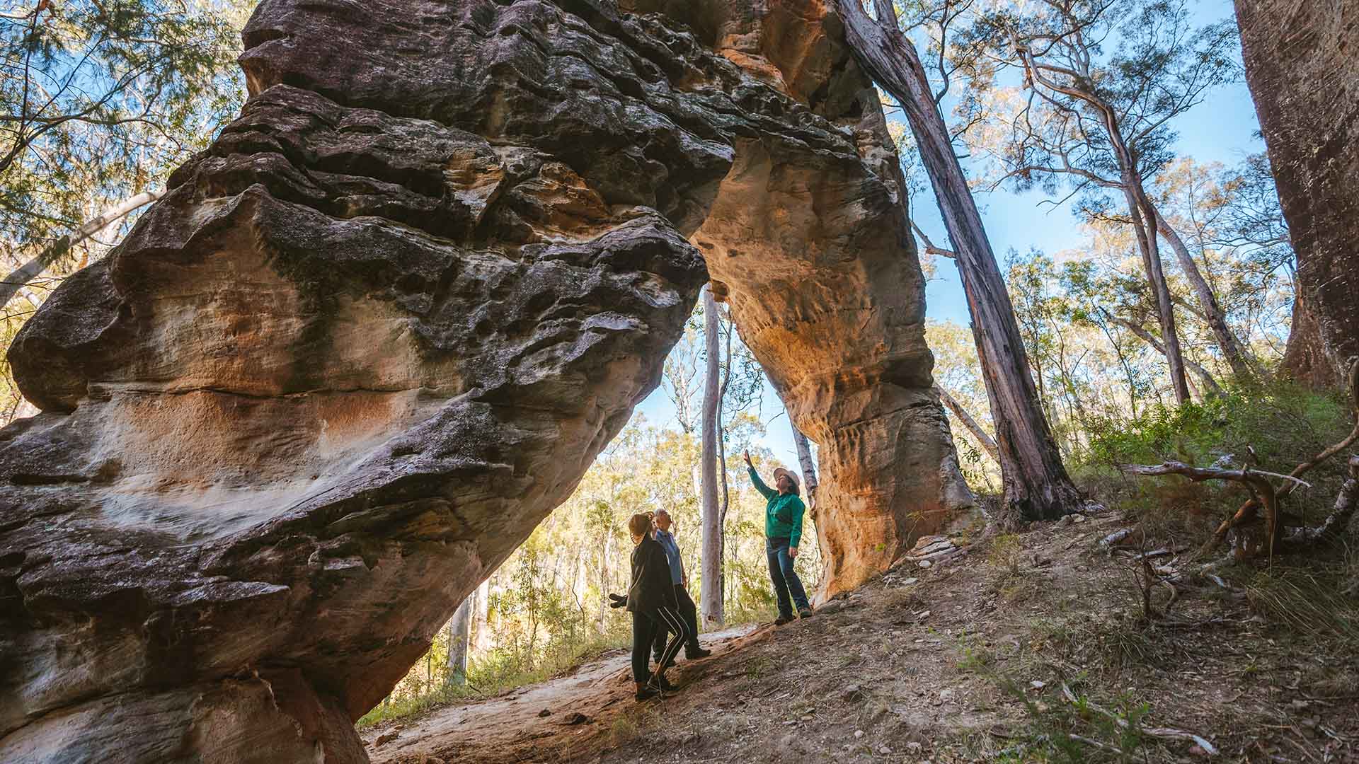 An naturally made rock arch